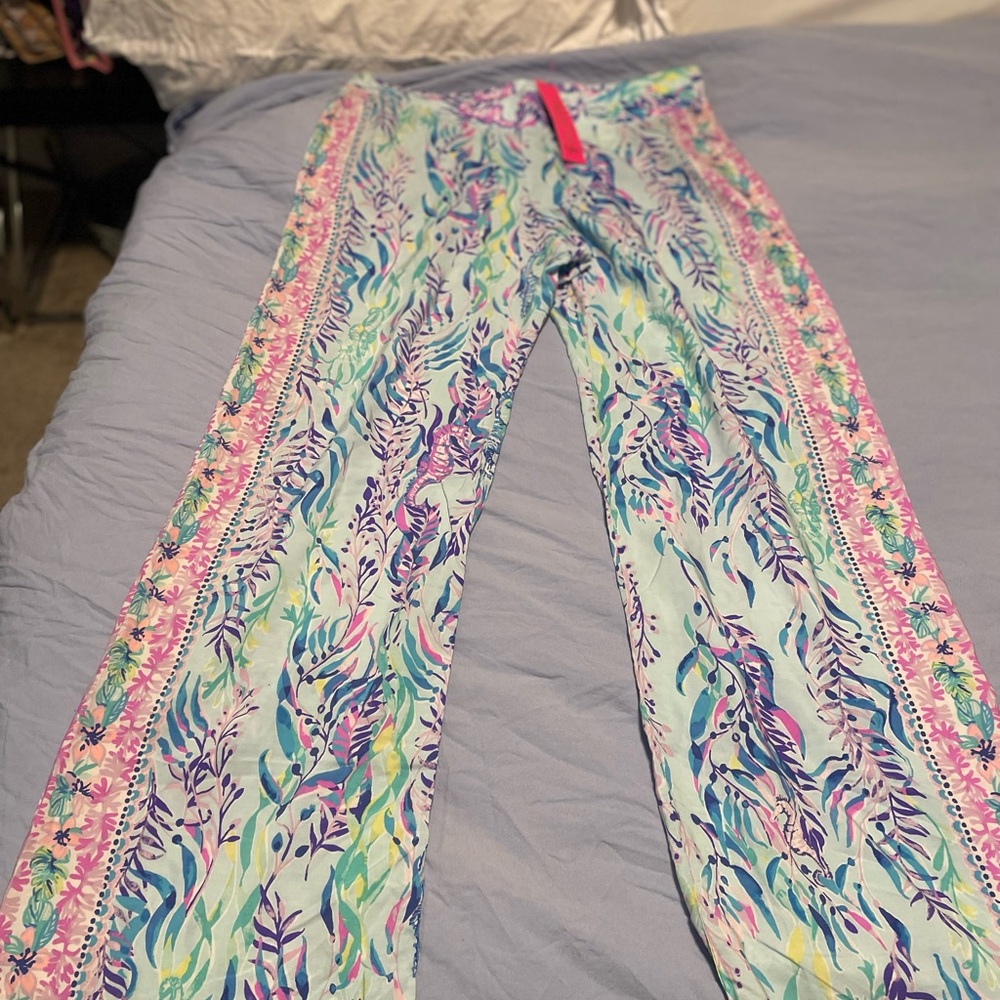Lilly Pulitzer Multicolor Leaf Print Pants